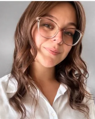 Daniela A.